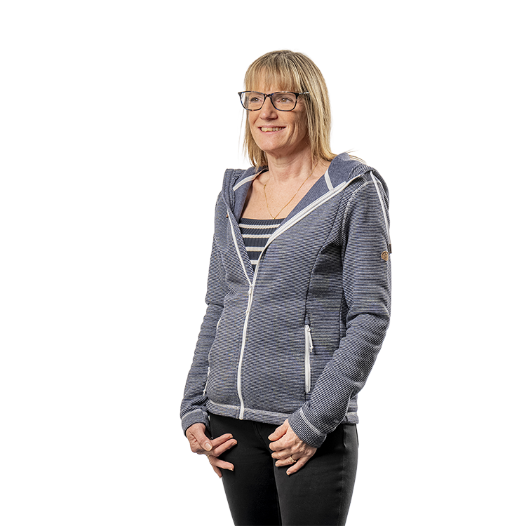 BCP-107 Becky Dean Customer Service Advisor